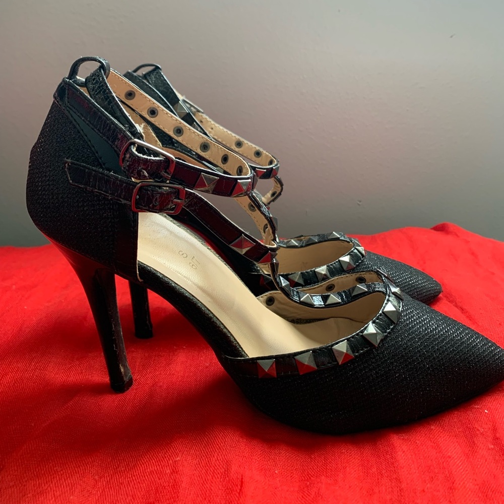 Rue21, small 6/7, black